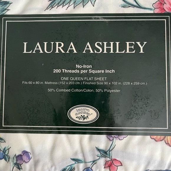 Laura Ashley Chinese Silk Queen Flat Sheet - Picture 2 of 3